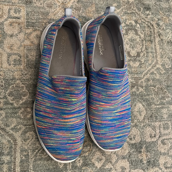 Skechers go walk multi color slip on shoes size 11 - Picture 4 of 6